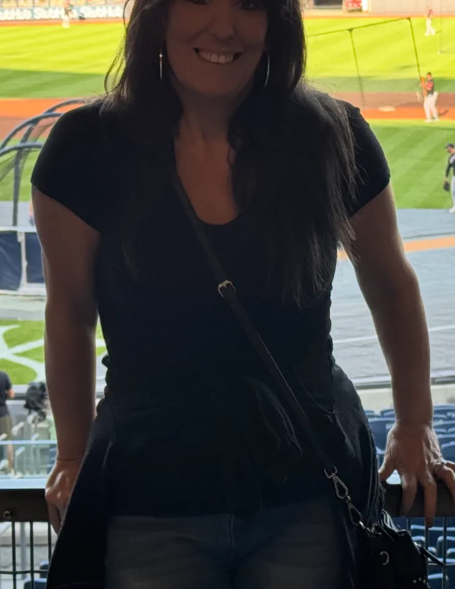 Marisa Pecina image