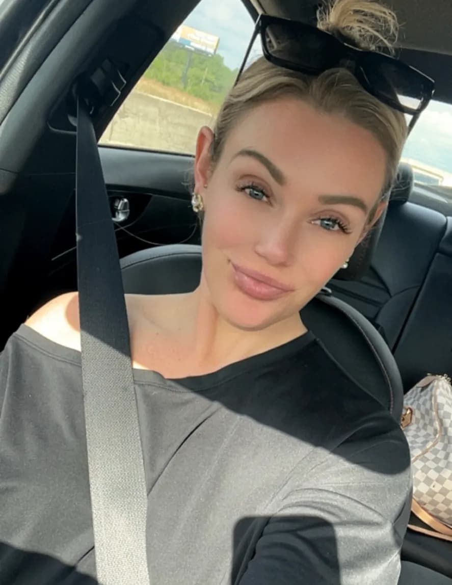 Courtney image