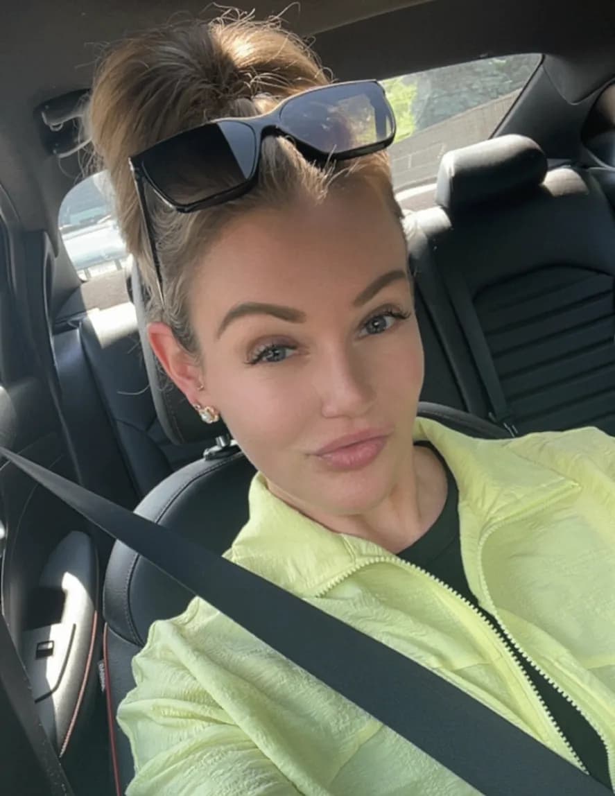 Courtney image