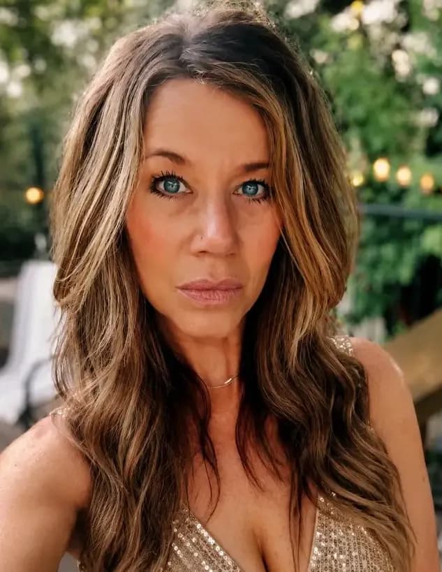 Jennifer Berger image