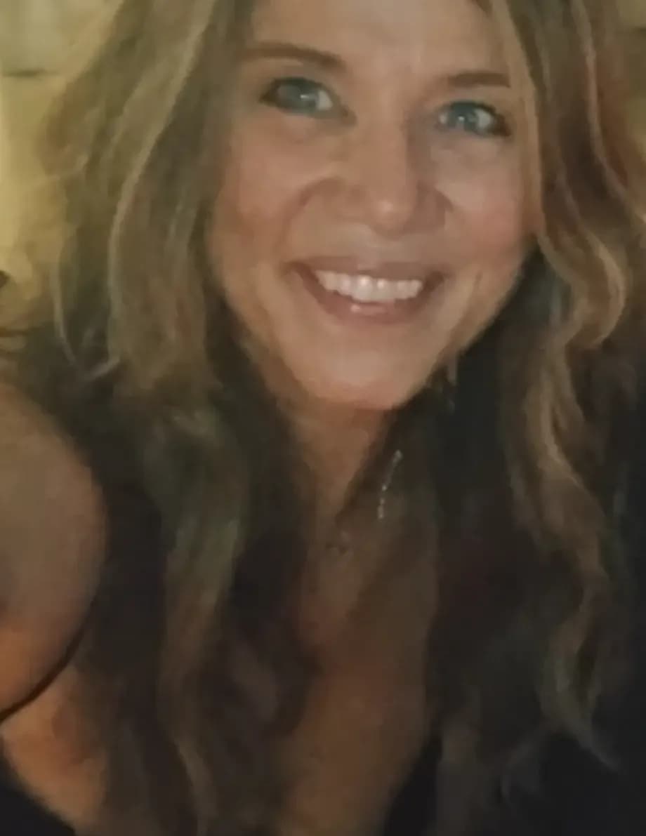 Jennifer Berger image