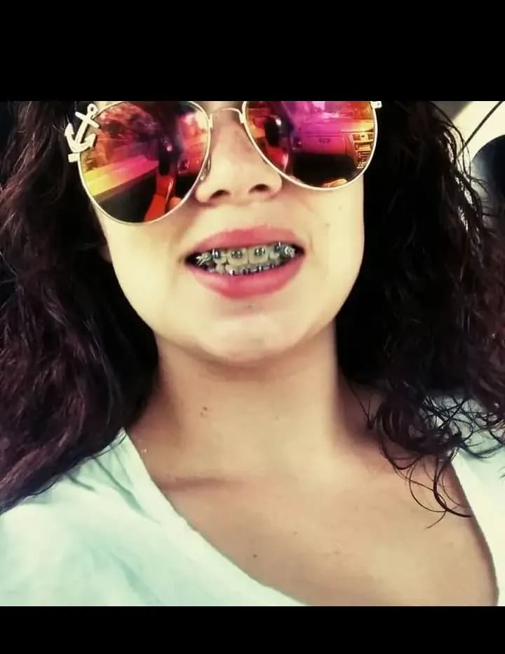 Destin LaRae Setliff image