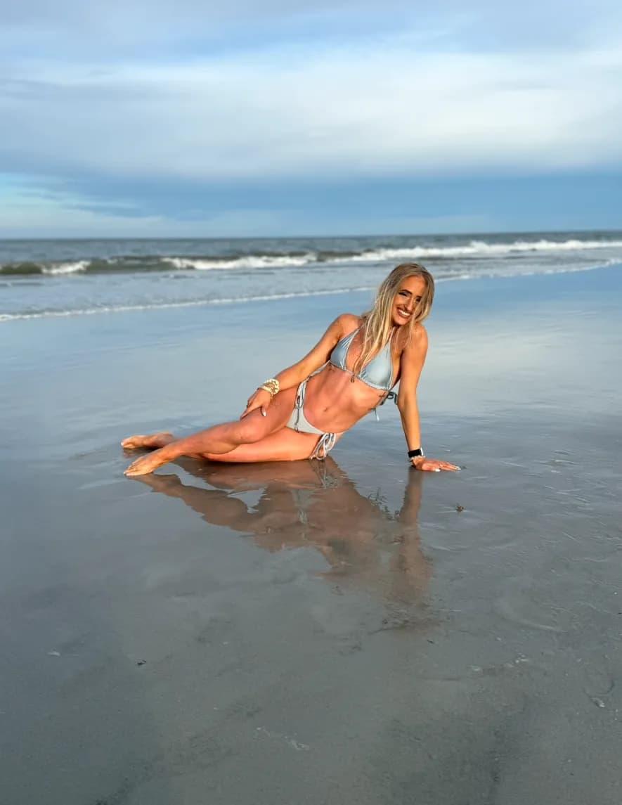 Caitlin Nichols image