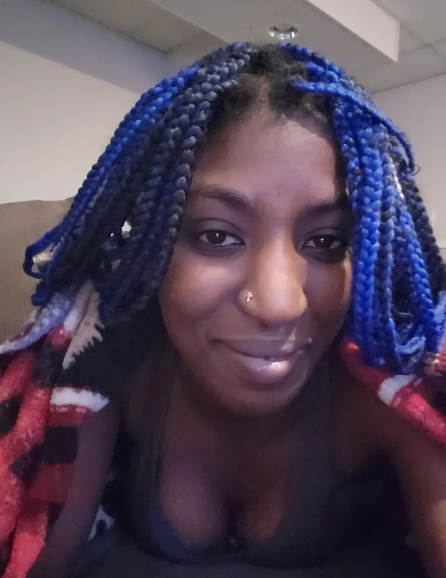 Donz Monique image