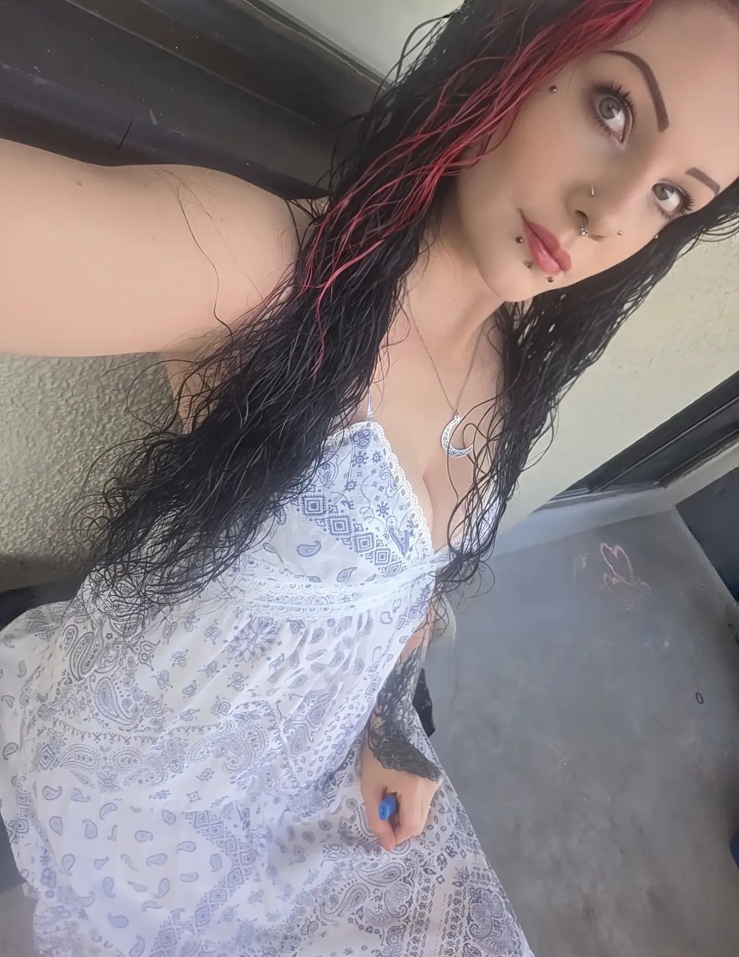 competitor ElEAy