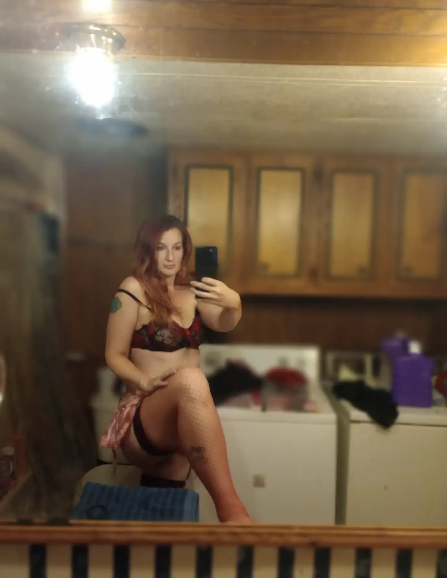 Emma Lee image