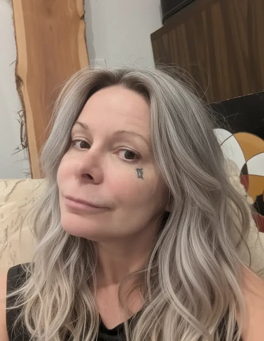competitor qnY0y