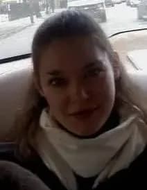 Lisa Yates image