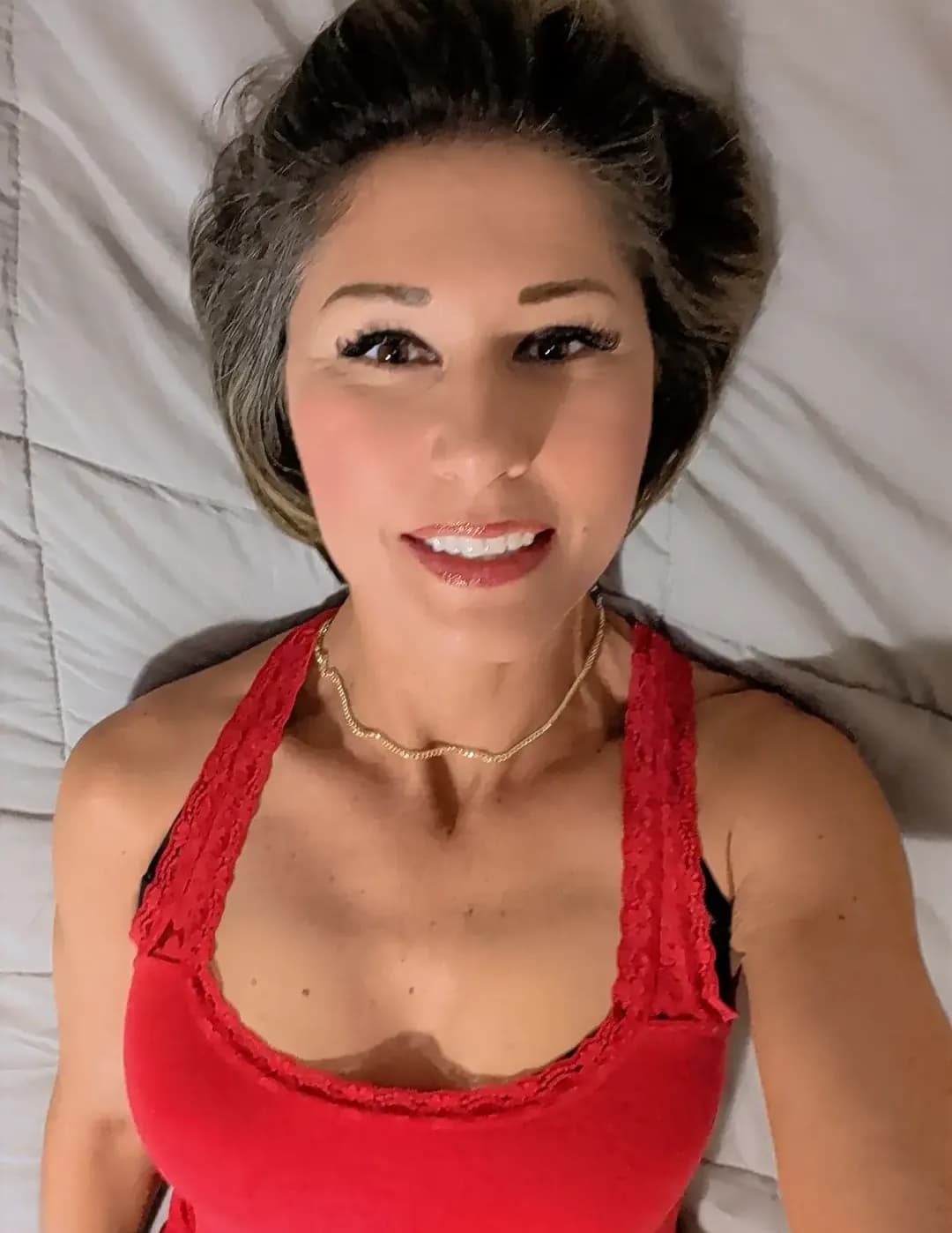 Amanda Rose image