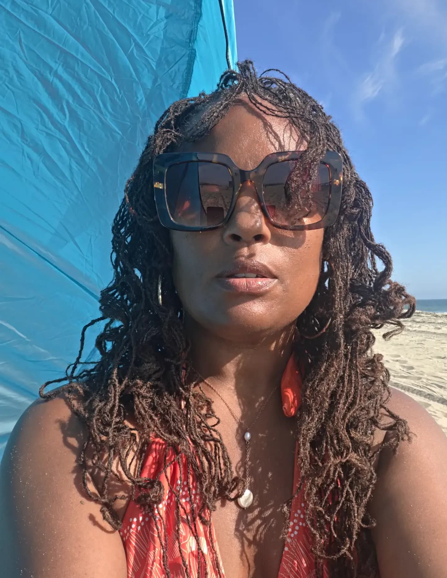 Noni Thompson image