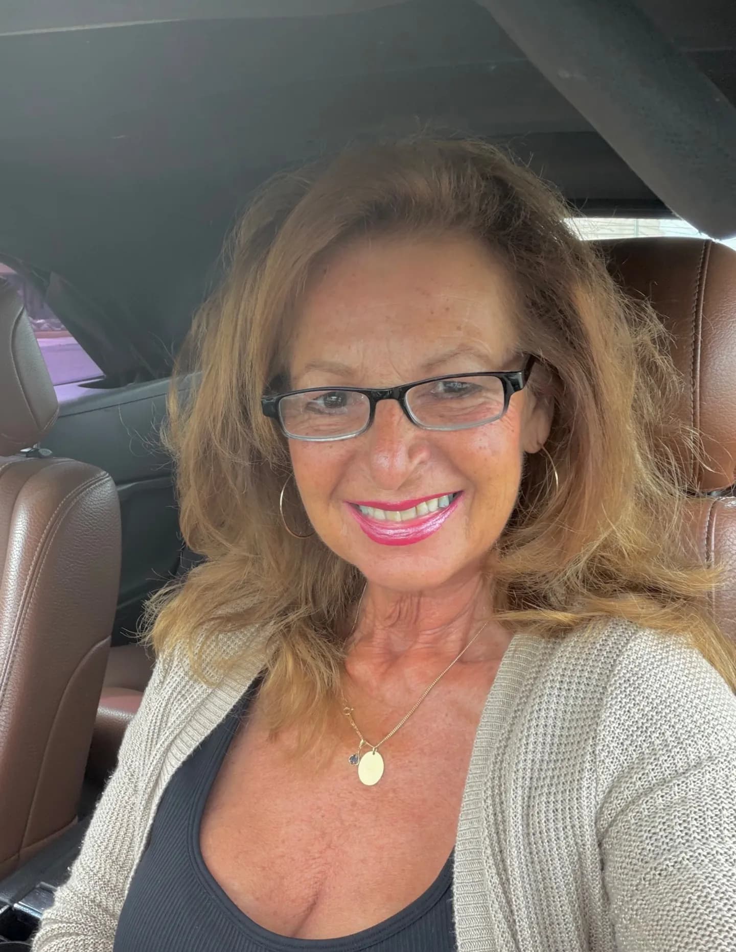 Sandra Parker image