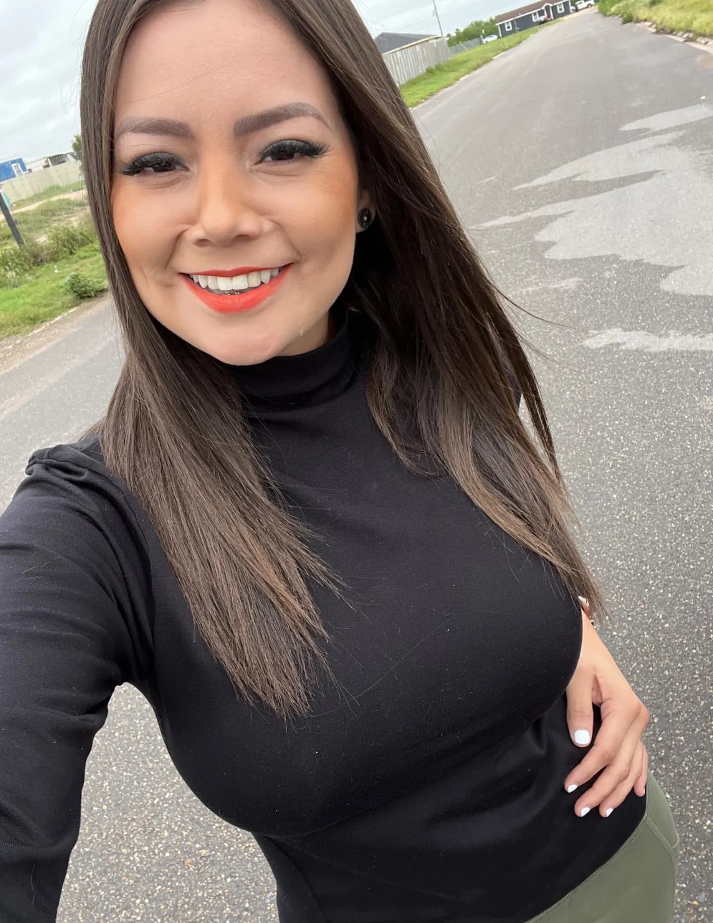 Mónica Joann Flores image