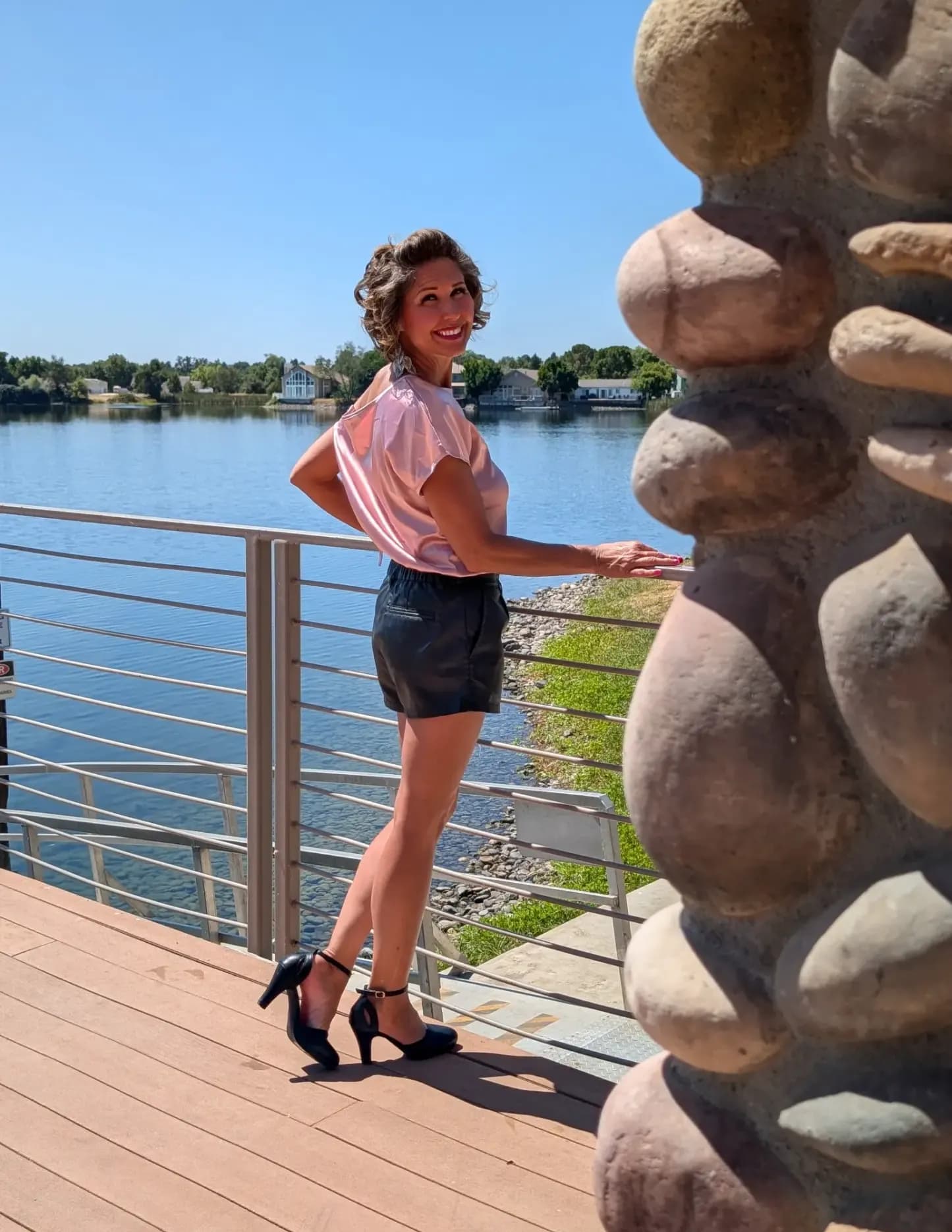 Amanda Rose image