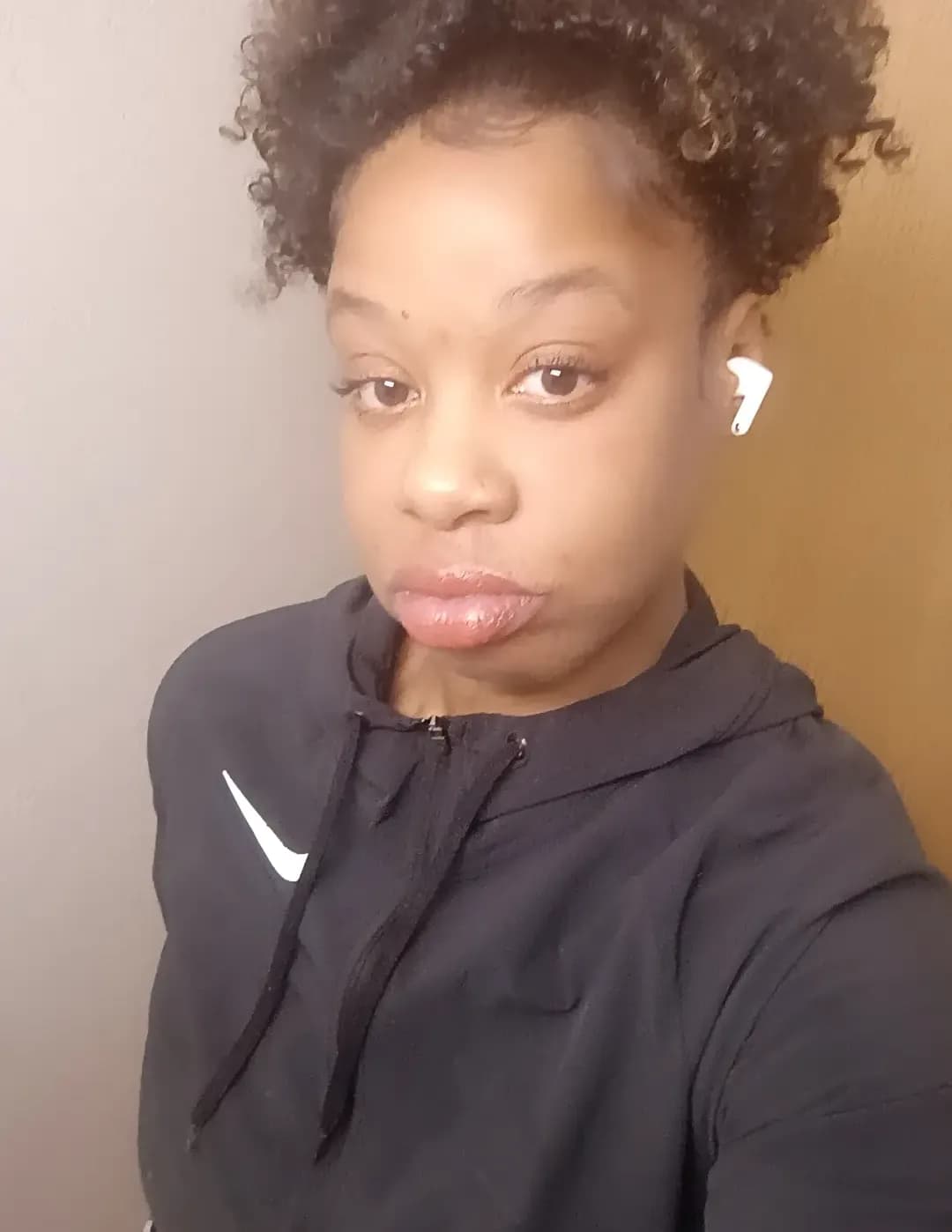 competitor bzZnx