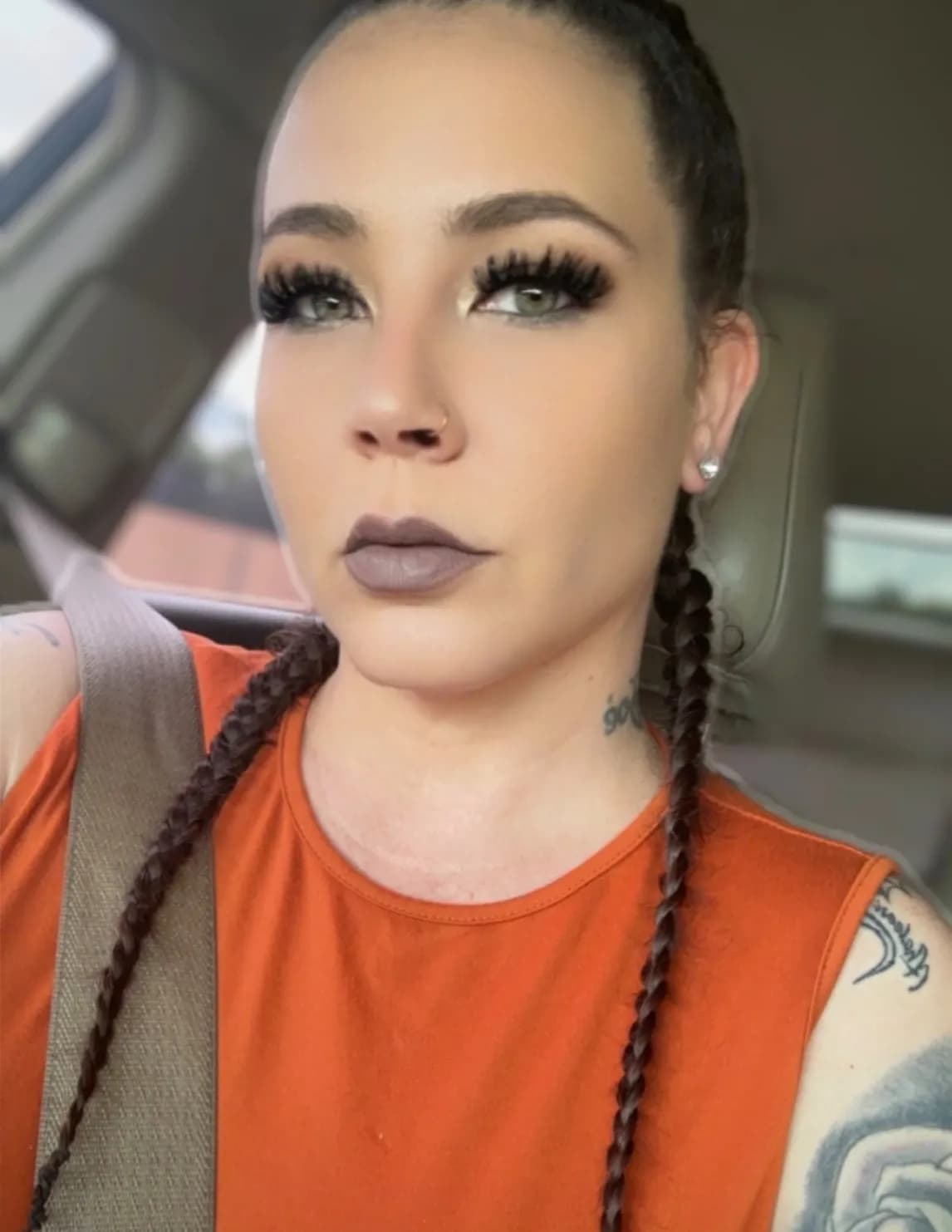 competitor 7LgxW