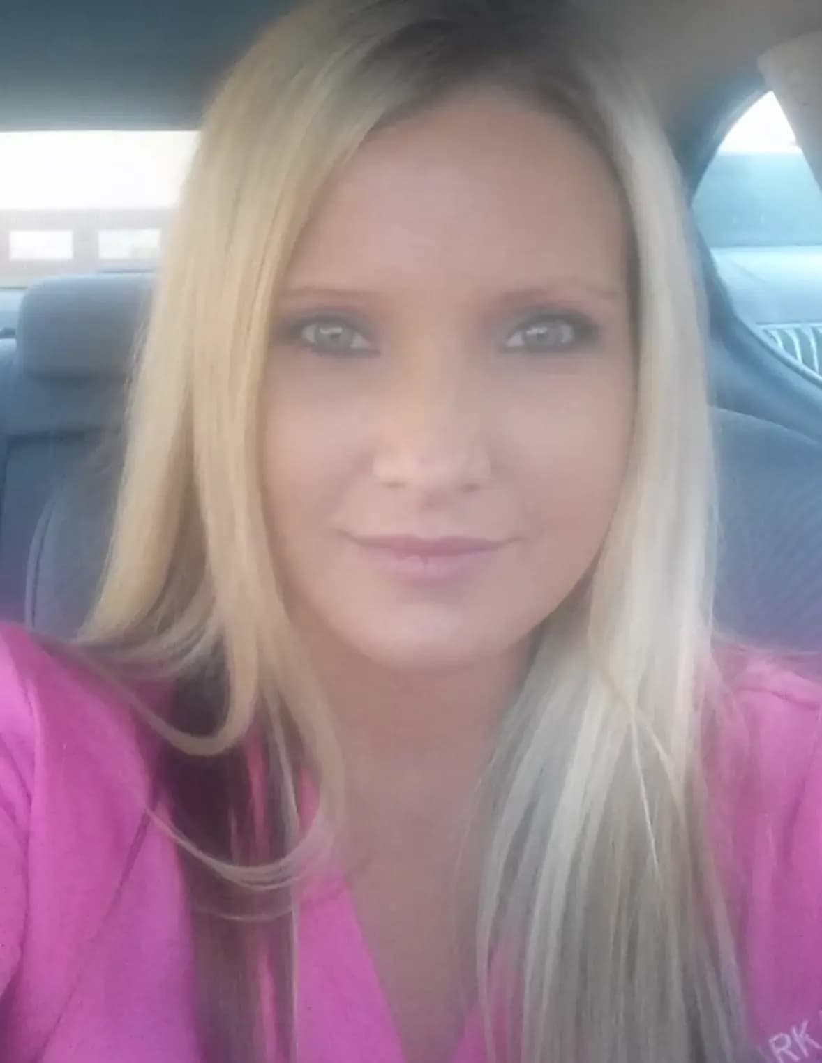 Kelly Stevens image