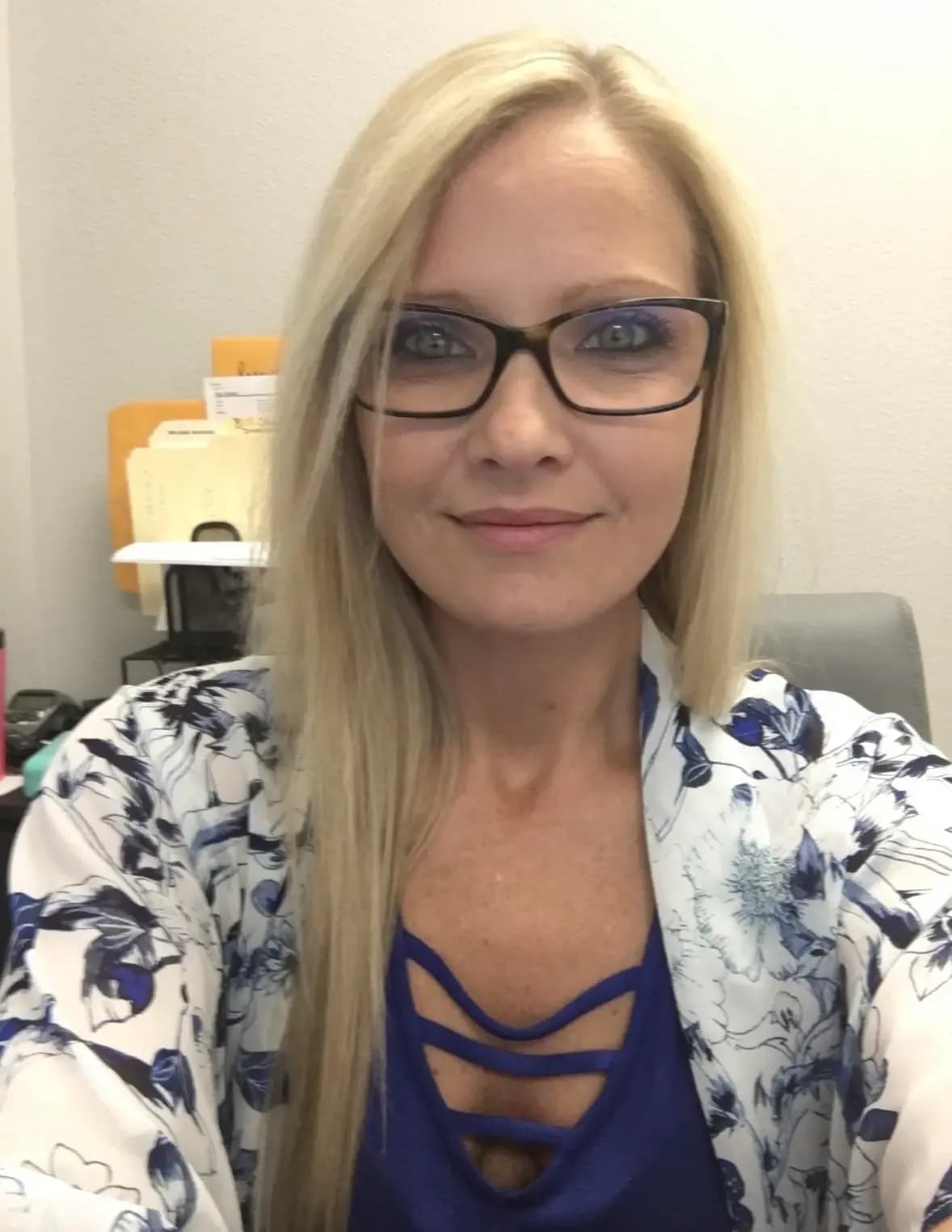 Kelly Stevens image