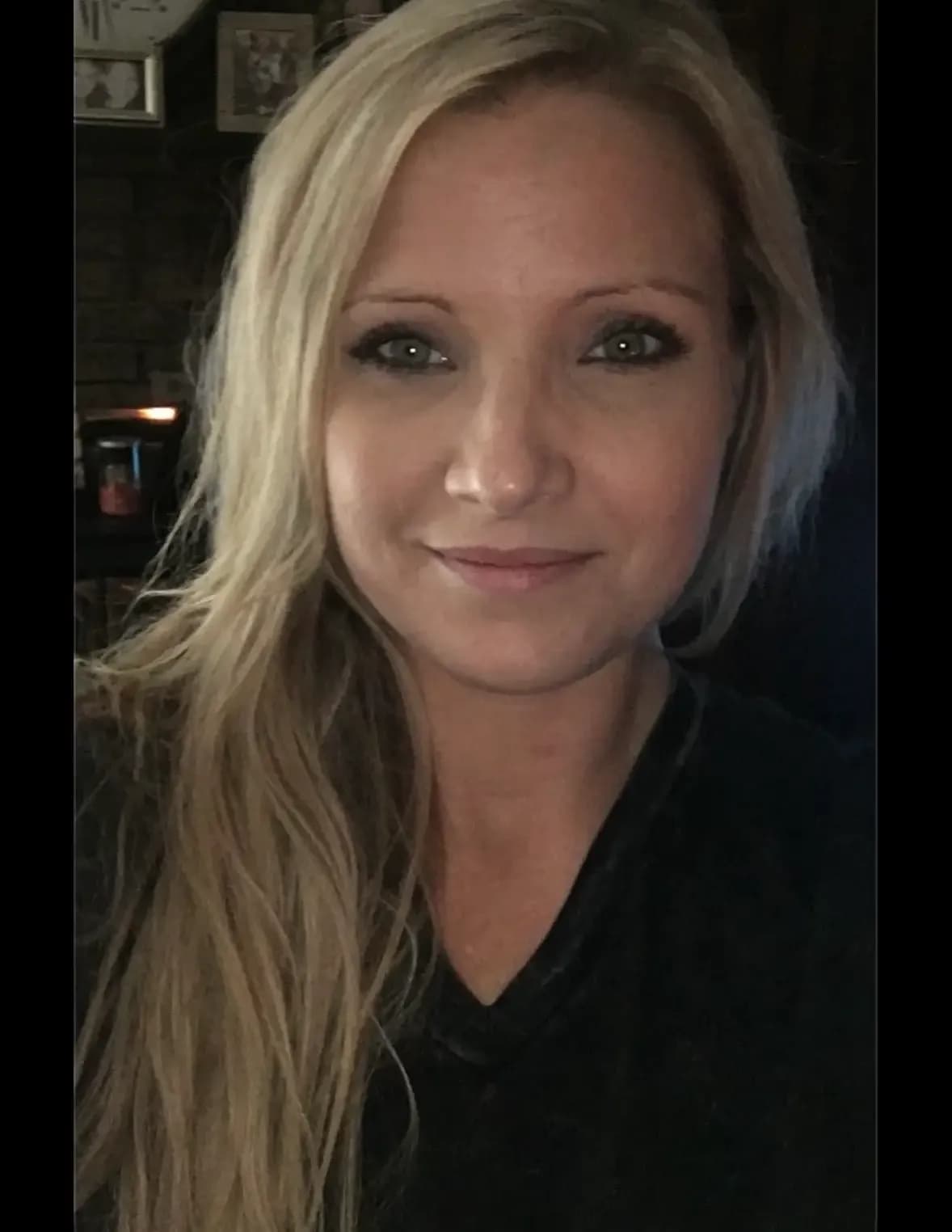 Kelly Stevens image