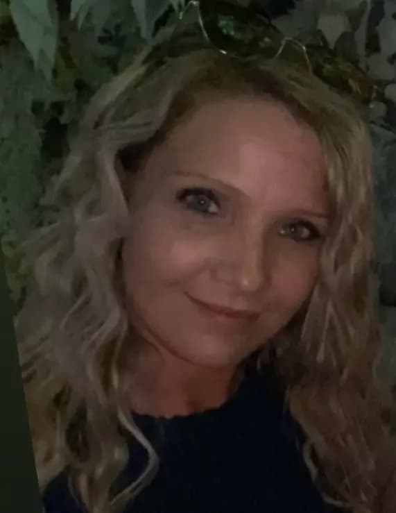 Kelly Stevens image