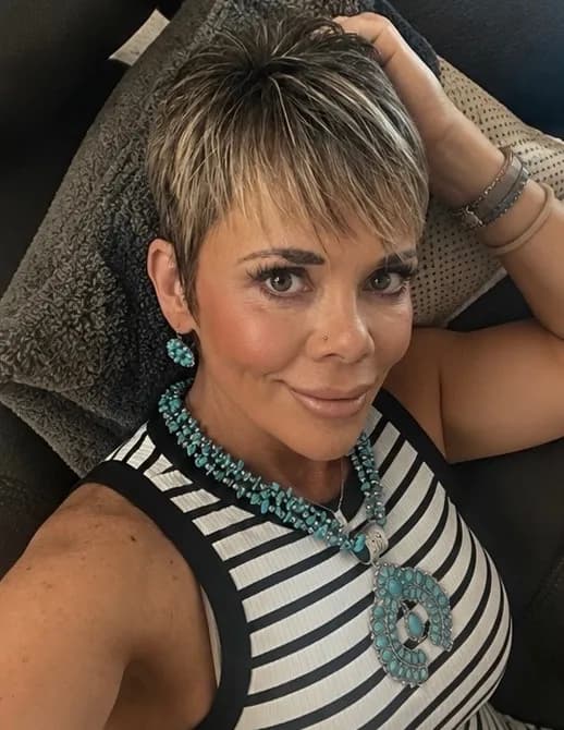 Vikky image