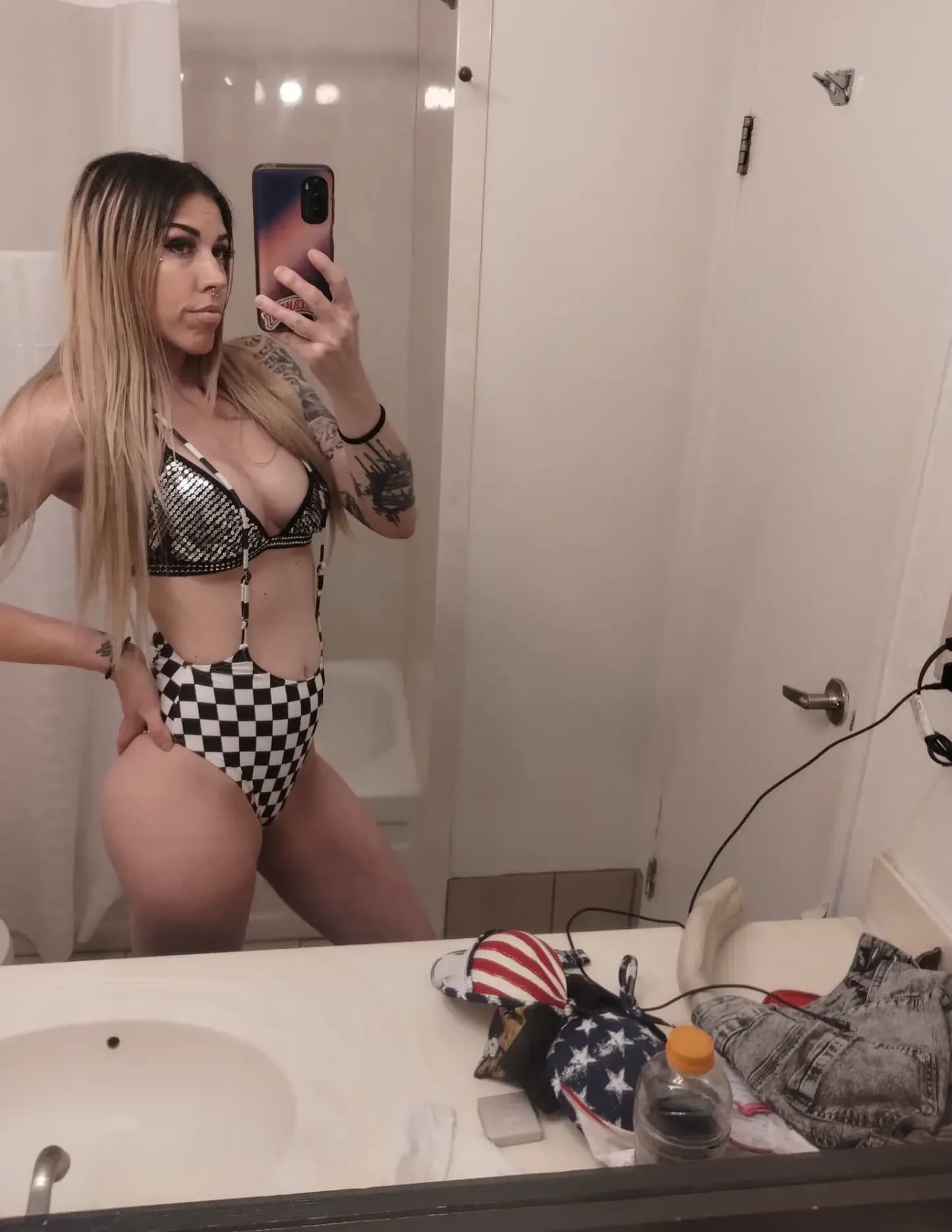 competitor grlJn