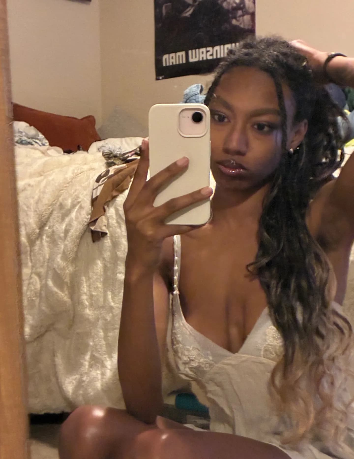 Neilia Blake image