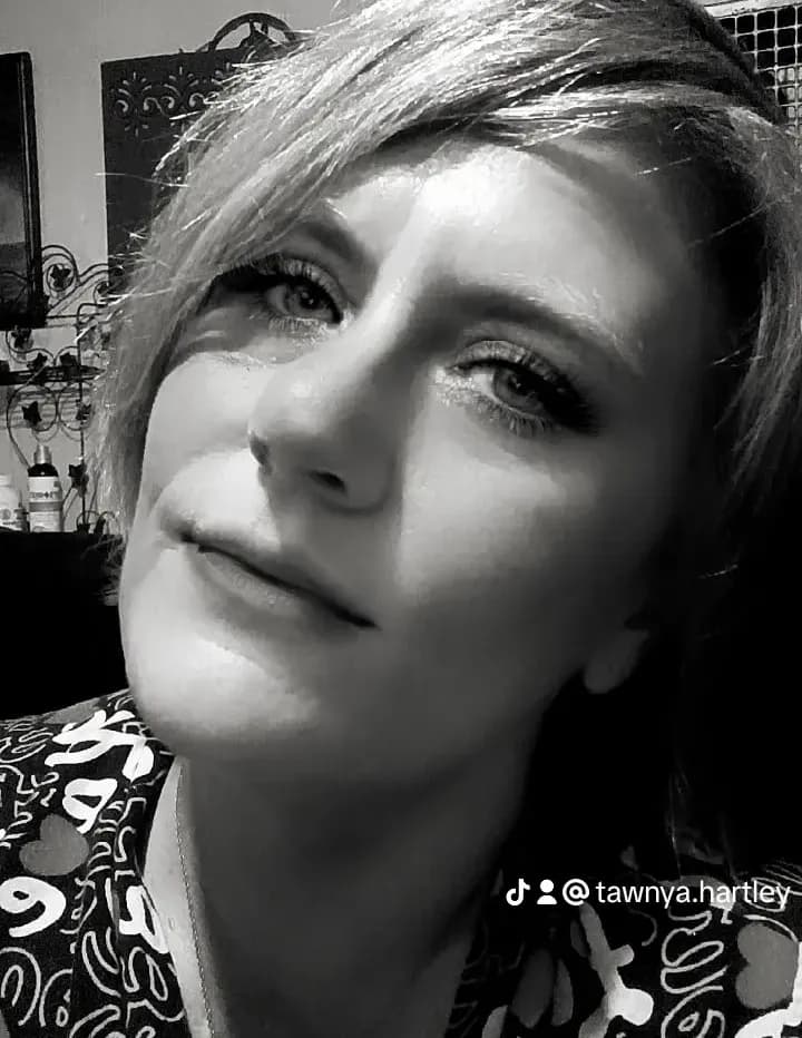 Tawnya lynn image