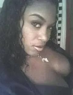Mocca Foxx image