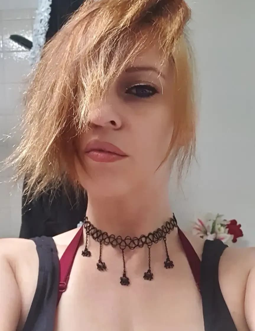 HotGirl image