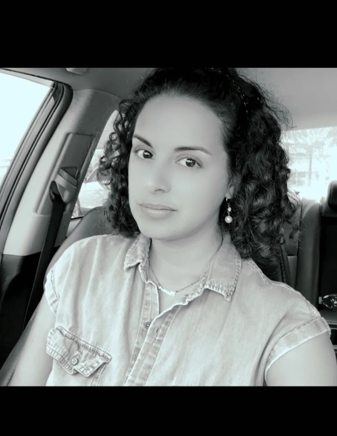 Caroline Hernandez image