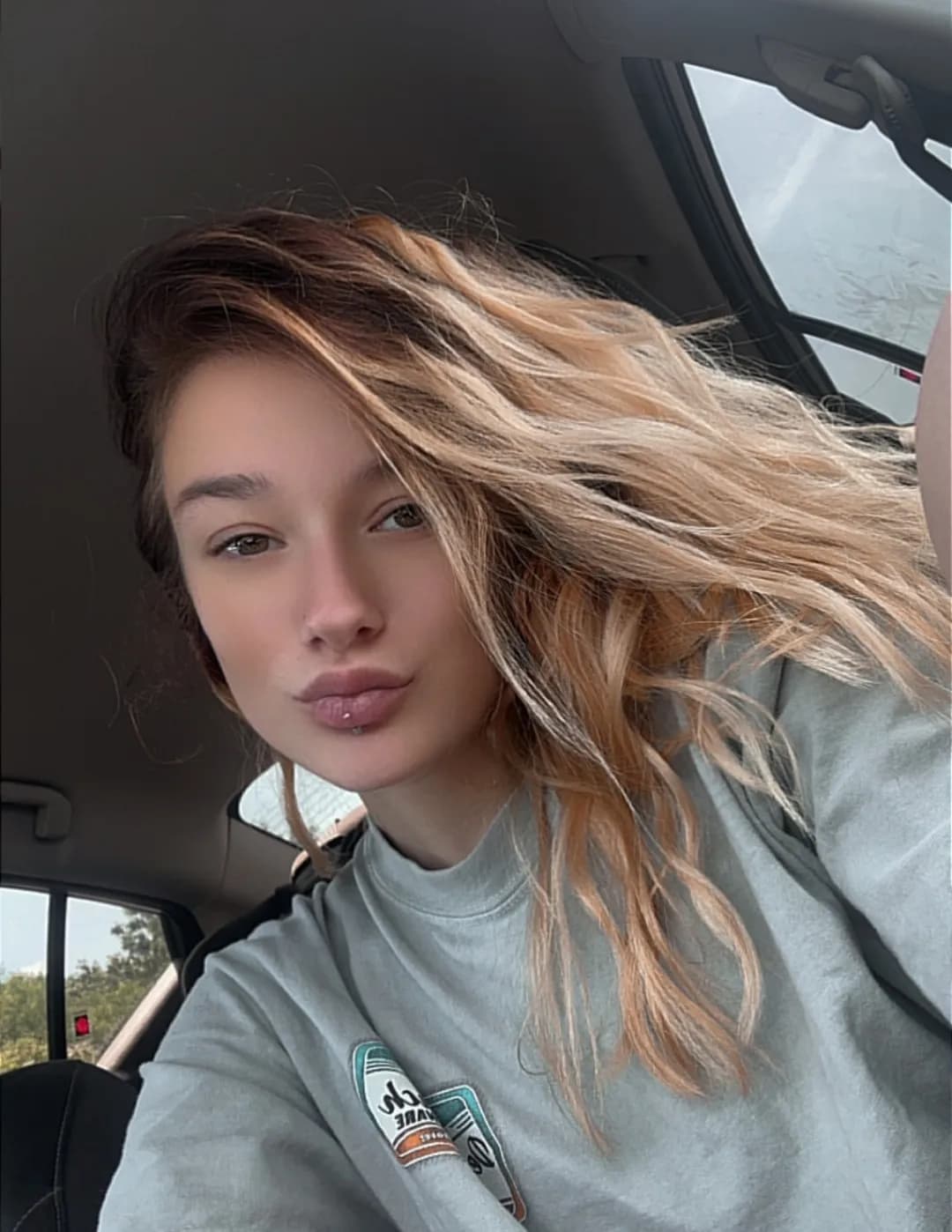 Megan Kennedy image