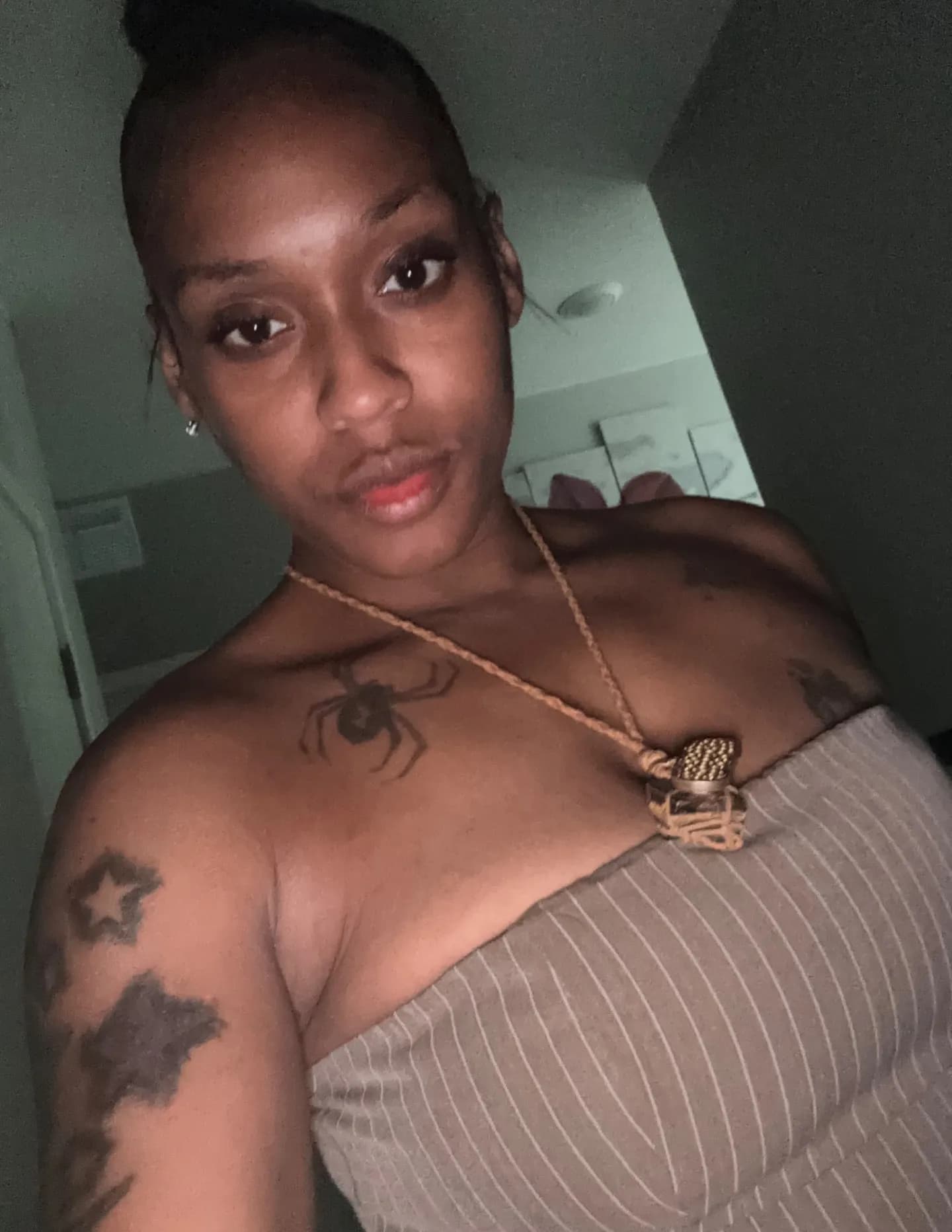 Royati Starr image