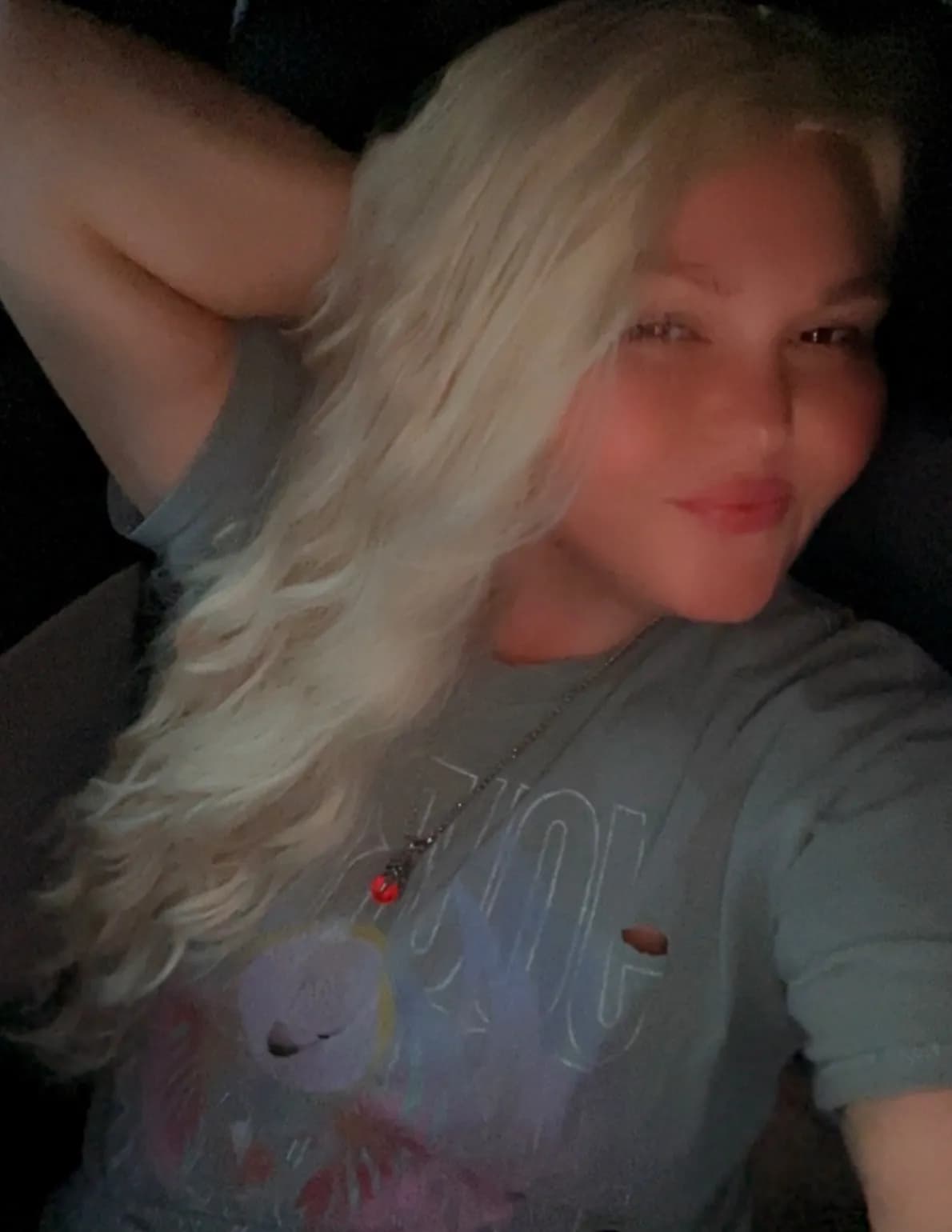 Crystal Gail image