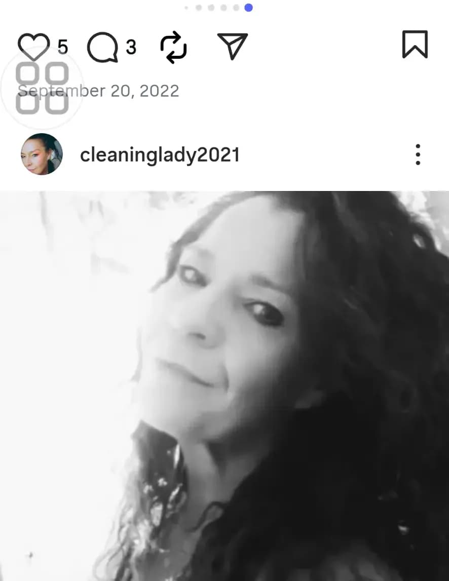 Tania White image