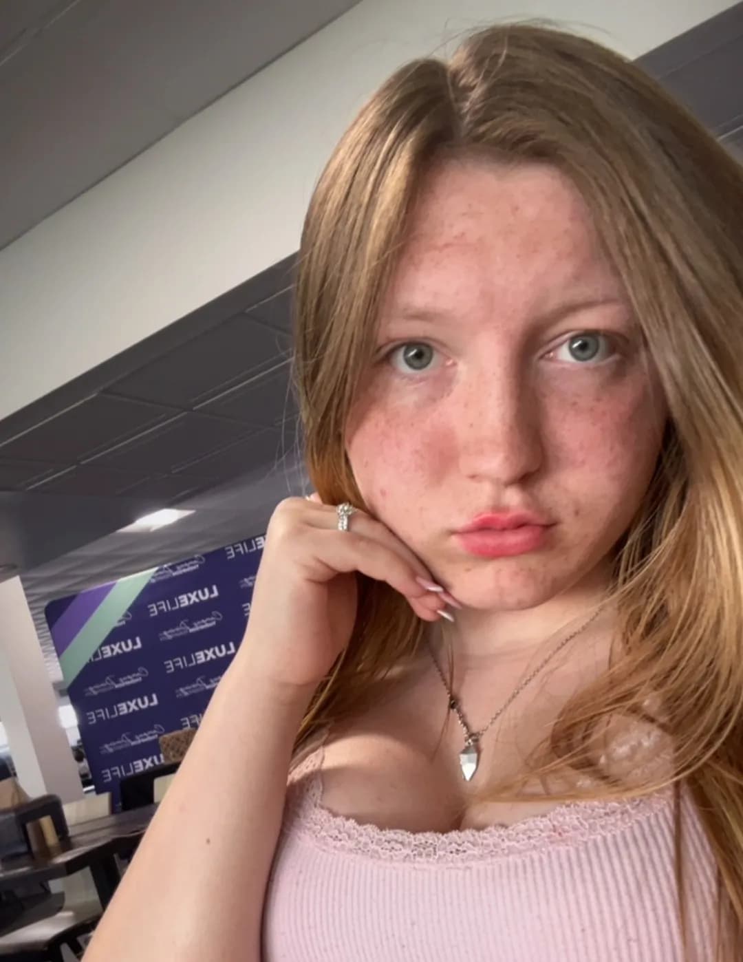 competitor pYXEZ
