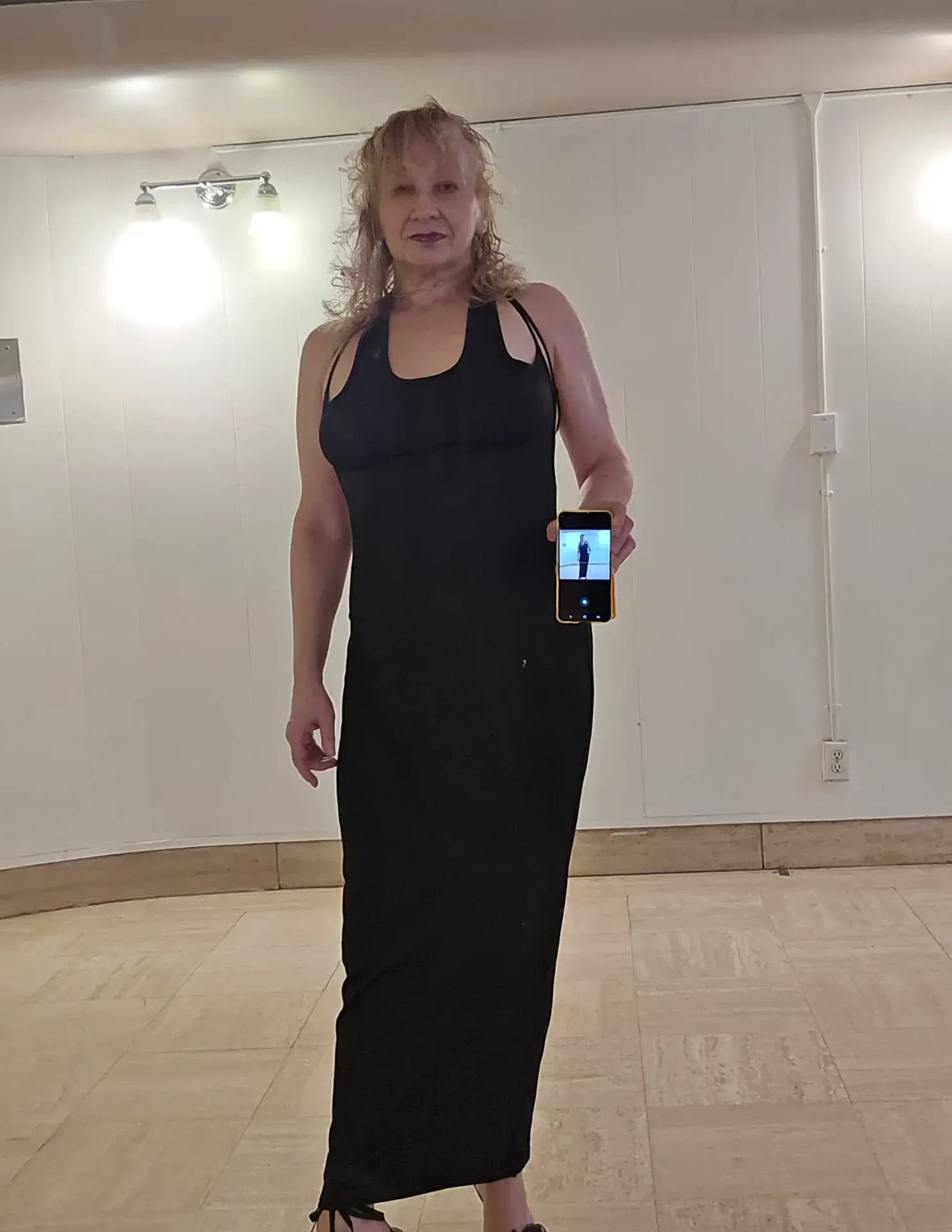 competitor VzAEo