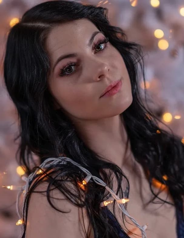 Aliee Alexis image