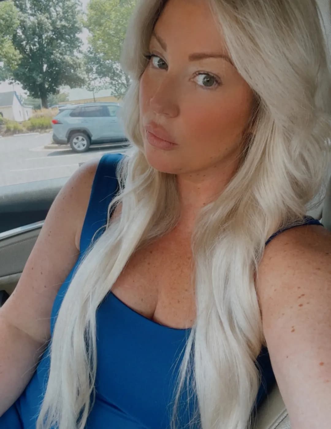 Kari Dinarte image