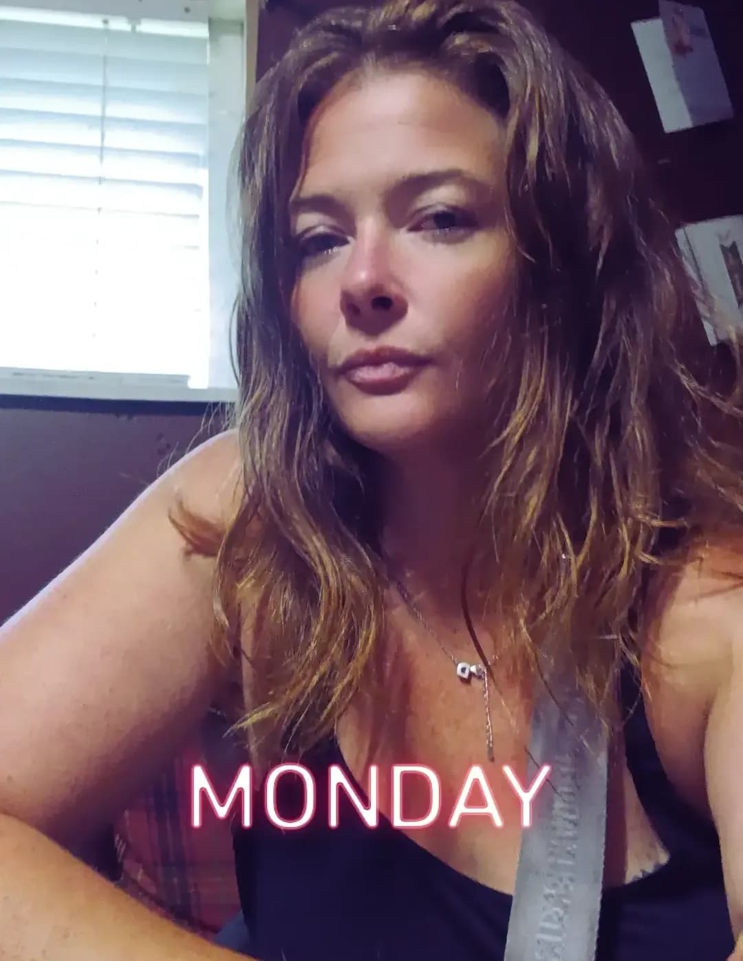 Amanda Carter image
