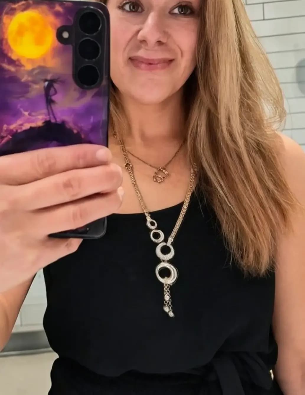 Taylor Nicole Hanson image