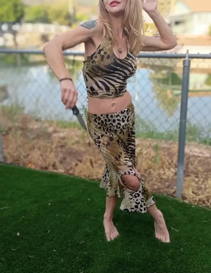 Lindsay Mae Smith image
