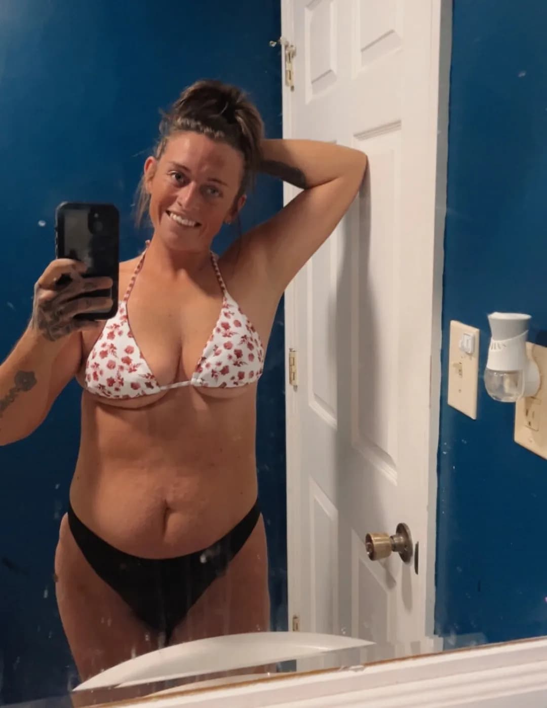 Saralynn image