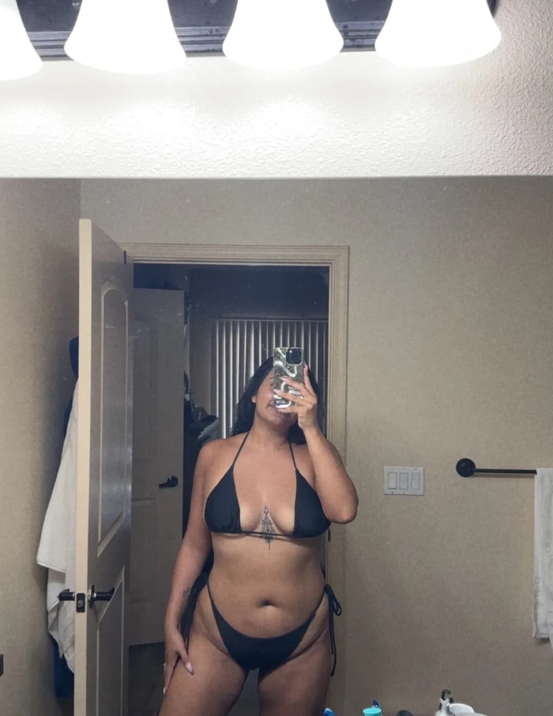 competitor jvxzL