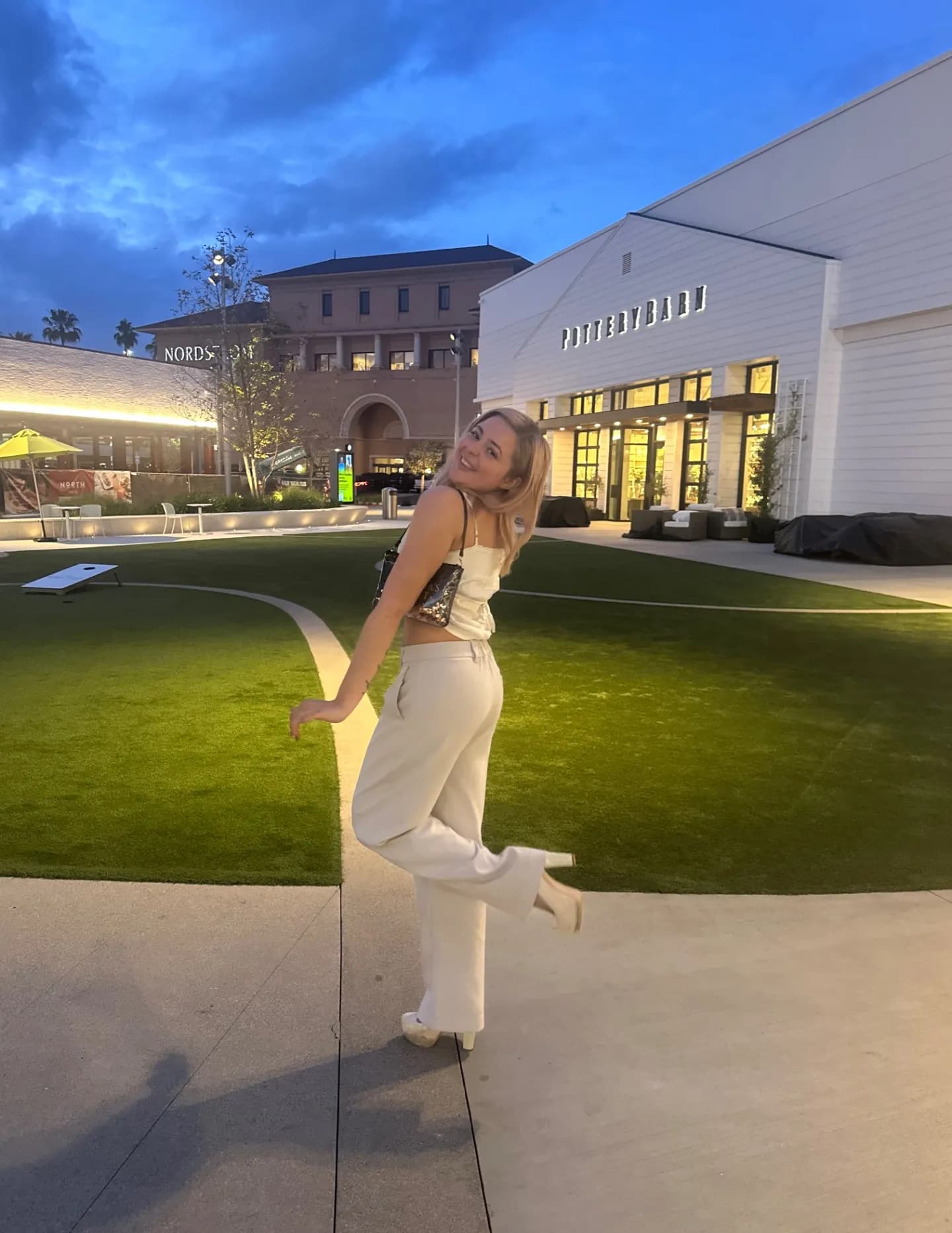Kiki rose image