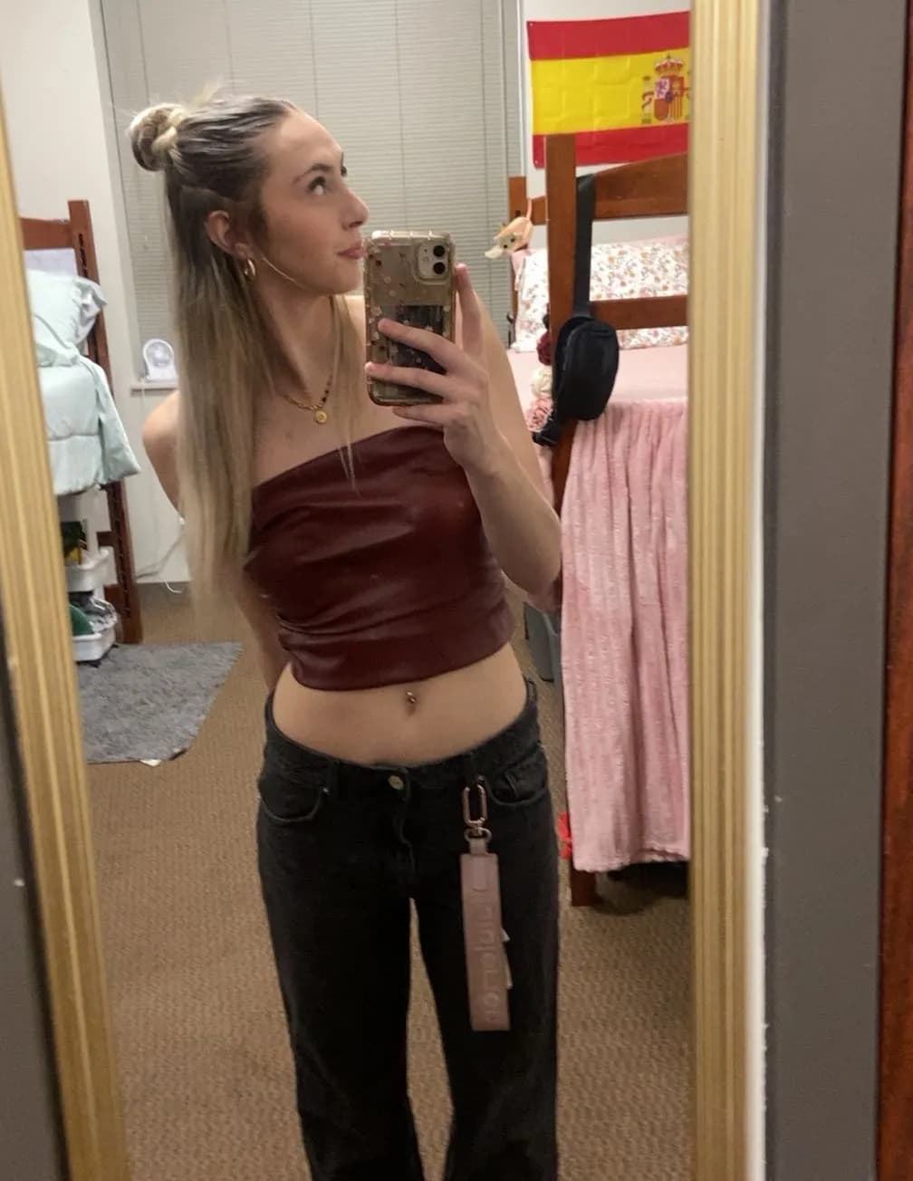 competitor mOE9Q