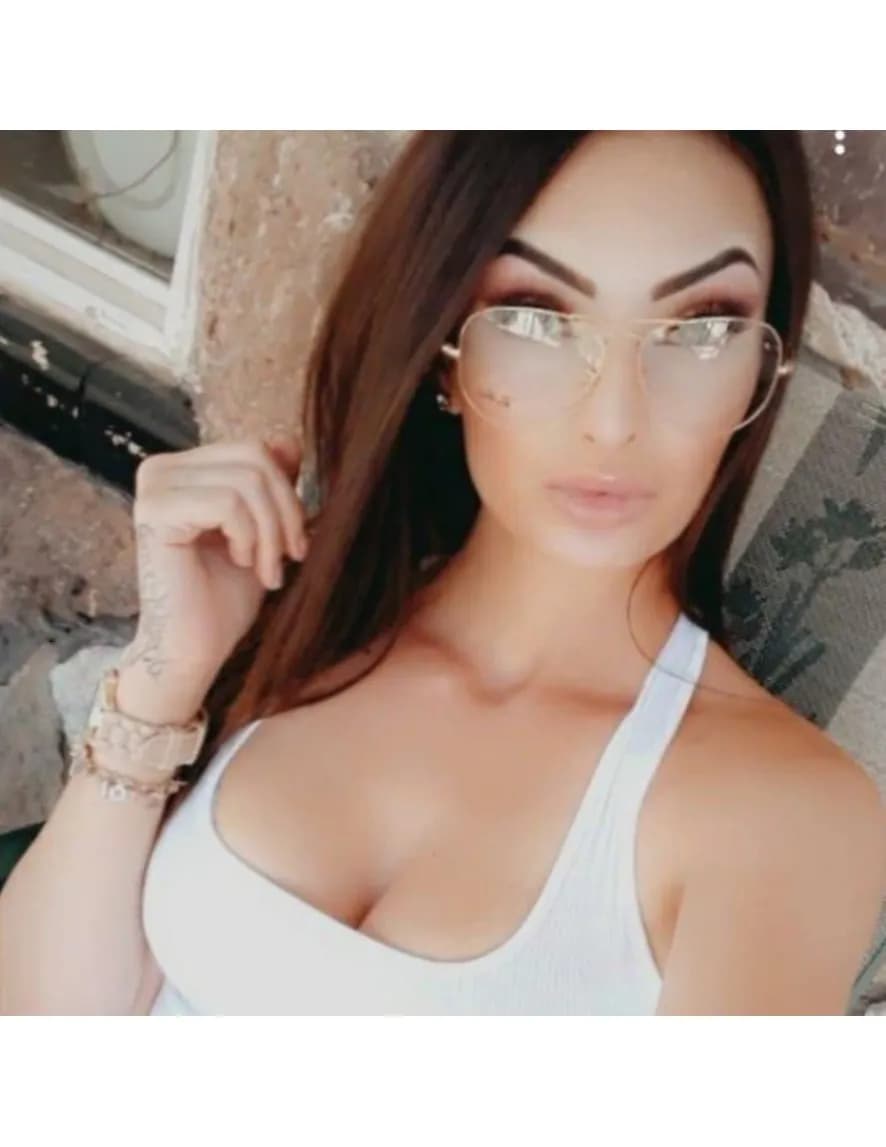Arianna gomez image