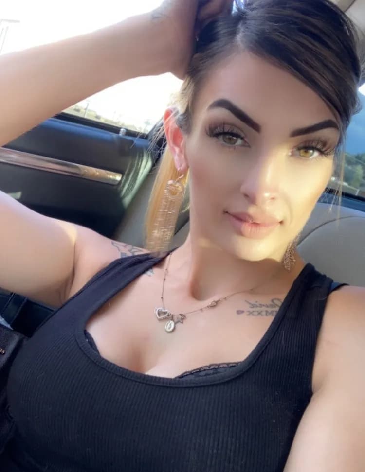 Arianna gomez image