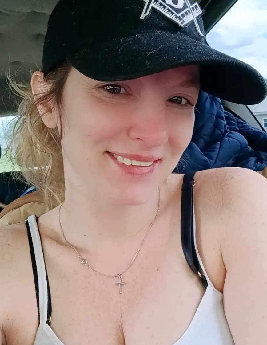 Desirae repine image