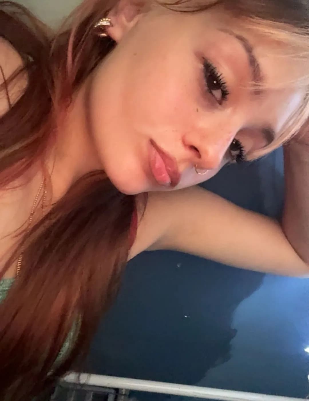 Danicsikes image
