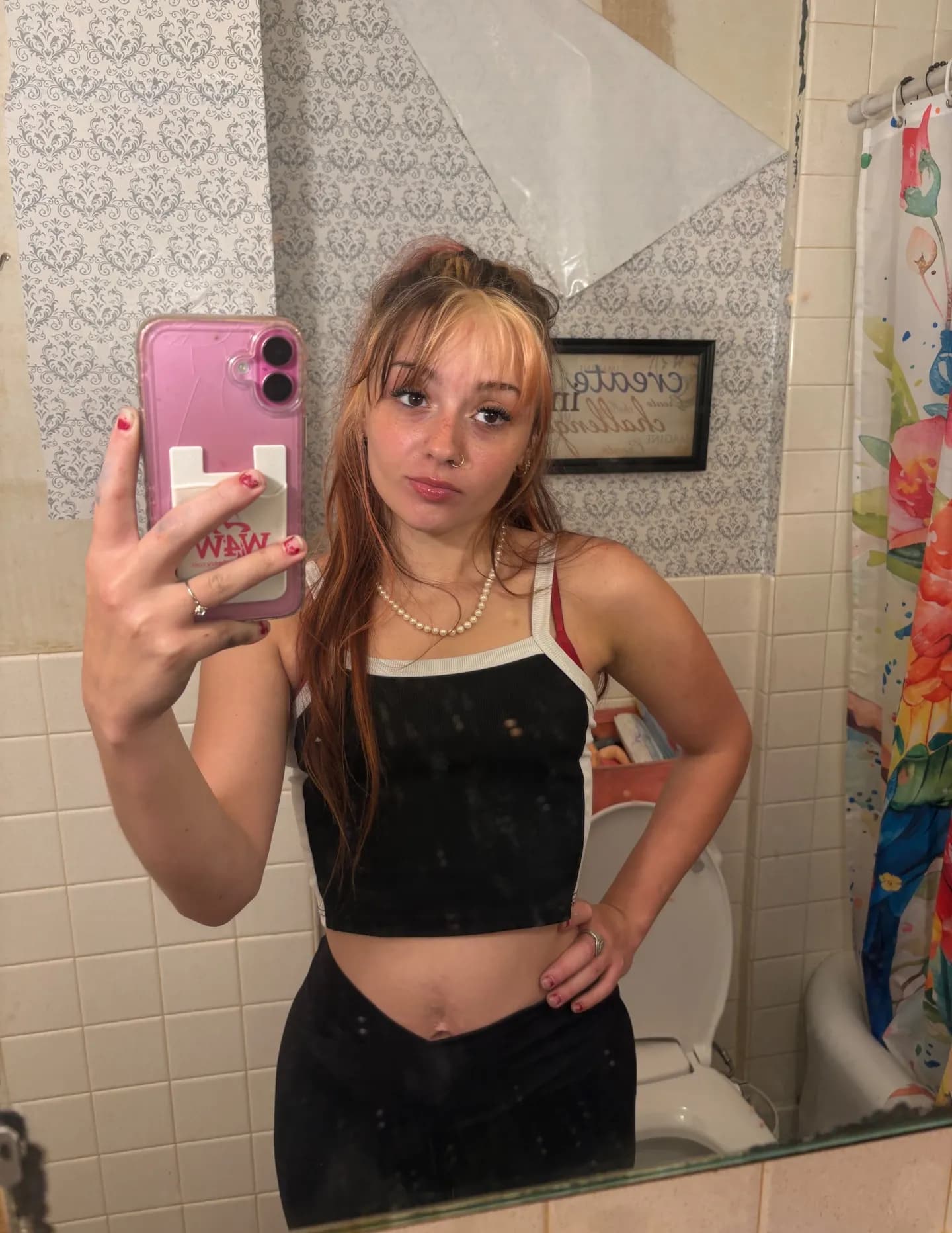 Danicsikes image